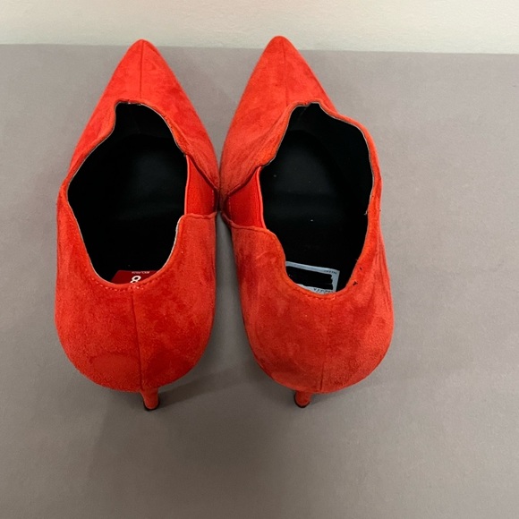 Guess Ondrea red suede ankle toe boot size 8 - Picture 14 of 16